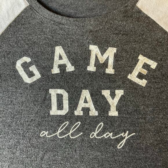 Maurices Women T-shirt size M Long Sleeve Screw Neck Game Day All Day Gray & Red - Picture 5 of 7